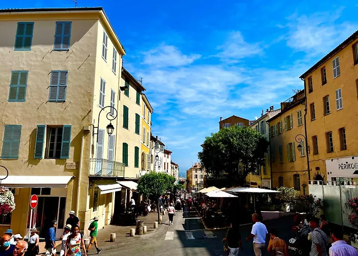 Superbe appartement en plein centre du vieil Antibes