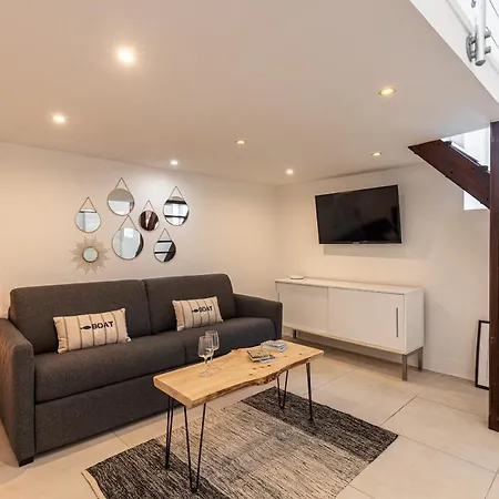 Superbe Appartement En Plein Centre Du Vieil Antibes Esterno foto