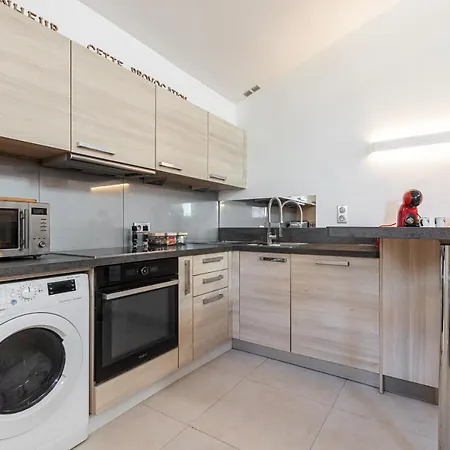 Superbe Appartement En Plein Centre Du Vieil Antibes Esterno foto