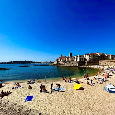 Superbe Appartement En Plein Centre Du Vieil Antibes Esterno foto