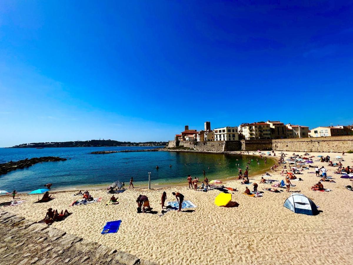 Appartamento Superbe En Plein Centre Du Vieil Antibes