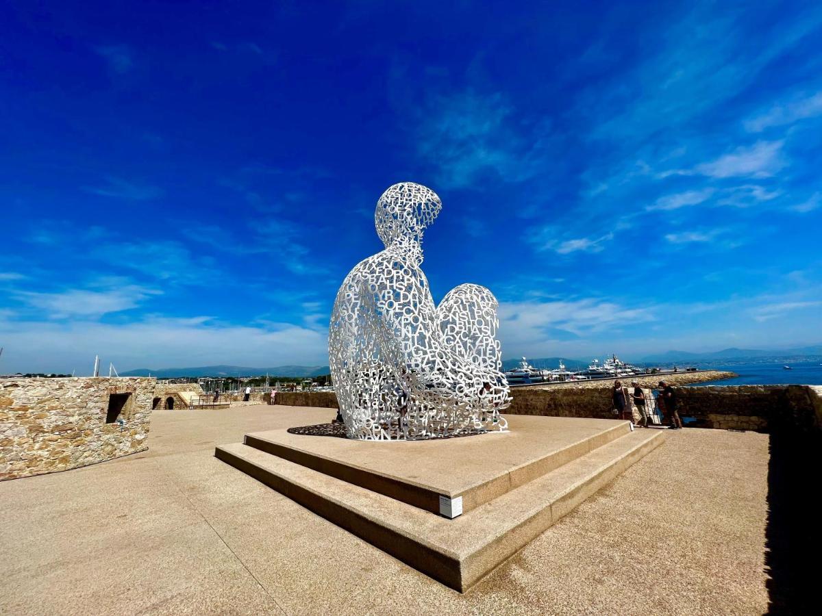 Appartamento Superbe En Plein Centre Du Vieil Antibes